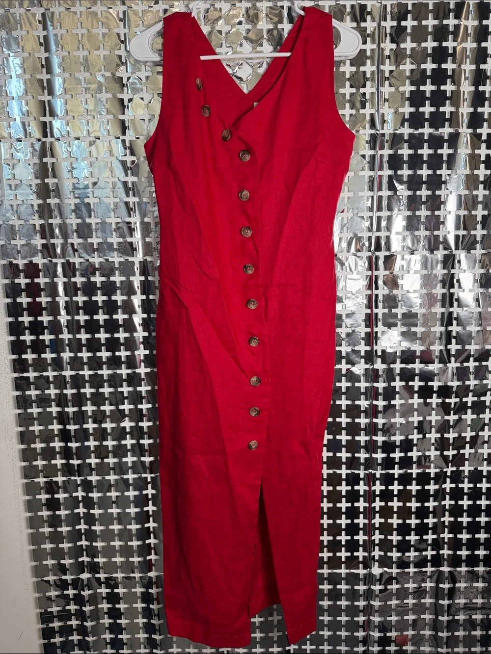 Iris & ink V-Neck Red Button-Front Maxi Dress with Front Slit